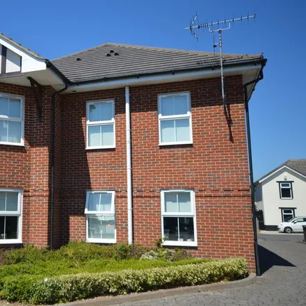 Rent this 2 bed apartment on Latimer Road in Bournemouth, BH9 1EE