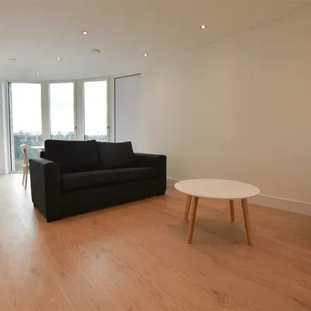 Rent this 2 bed apartment on Old London Road in West Drayton, DN22 8ED