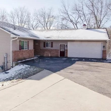 Buy this 4 bed house on 317 South 5th Street in Henderson, Sibley County