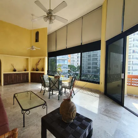 Buy this studio apartment on Marea Beach Club in Avenida Costera Miguel Alemán, Icacos