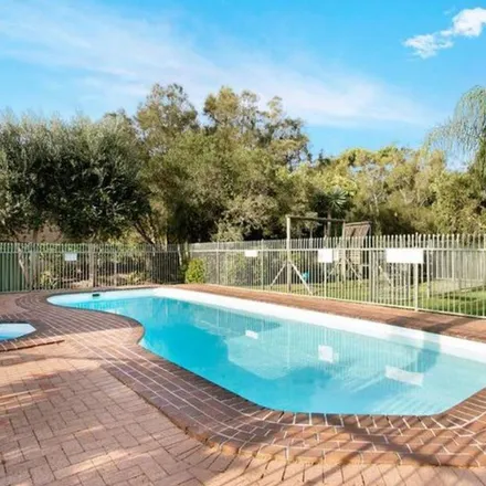 Rent this 3 bed townhouse on unnamed road in Warilla NSW 2528, Australia