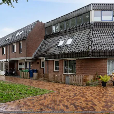 Rent this 4 bed apartment on Stadswerf 9 in 1354 CA Almere, Netherlands
