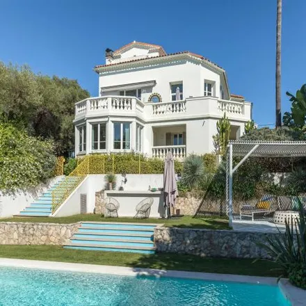 Buy this 6 bed house on 6a Boulevard du Cap in Les Pins Du Cap, 06160 Antibes