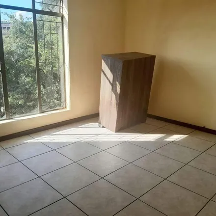 Image 3 - Tipuana Avenue, Mindalore North, Krugersdorp, 1725, South Africa - Apartment for rent