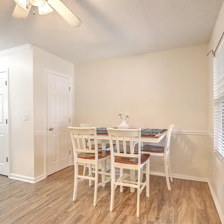 Image 5 - 6256 Lucille Drive, North Charleston, SC 29406, USA - Townhouse for sale