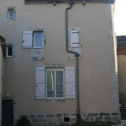 Rent this 4 bed apartment on Bas des Veaux in 52000 Chaumont, France