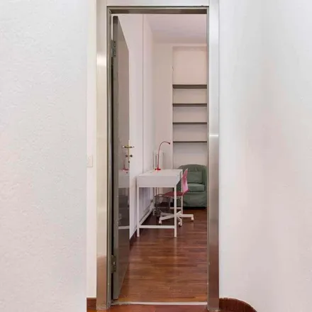 Image 9 - Vicolo San Vincenzo, 20123 Milan MI, Italy - Room for rent