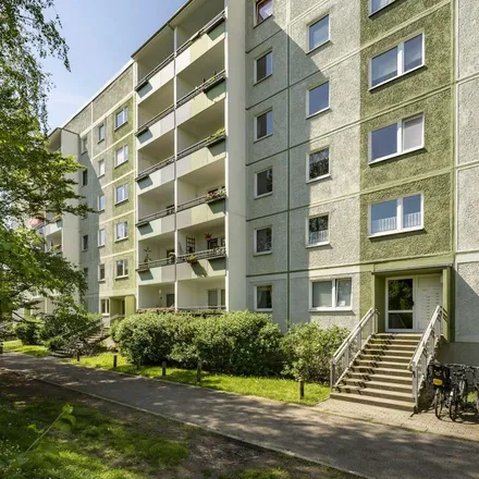 Rent this 4 bed apartment on Zingster Straße 27-31 in 04207 Leipzig, Germany
