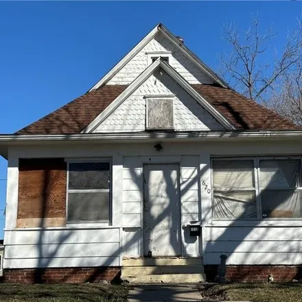 Buy this 2 bed house on 1625 Dewey Avenue in Perry, IA 50220