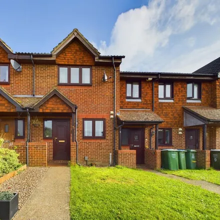 Rent this 2 bed townhouse on Charlotte Close in Upton, London