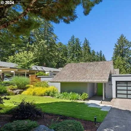 Image 2 - 13125 SW Heather Ct, Beaverton, Oregon, 97008 - House for sale