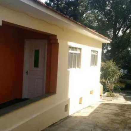 Buy this 2 bed house on Paróquia Santa Luzia e São Carlos Borromeu in Avenida Príncipe de Gales 637, Vila Príncipe de Gales