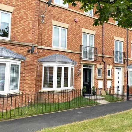 Buy this 3 bed townhouse on Aylesford Mews in Sunderland, SR2 9HZ