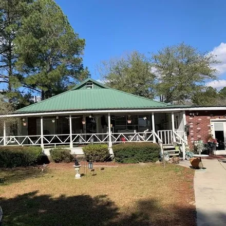 Buy this 3 bed house on 93 M L K Drive in Baxley, GA 31513