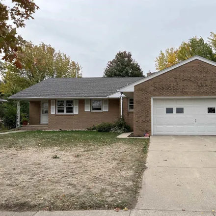 Buy this 3 bed house on Dodge Street in Luverne, MN 56156