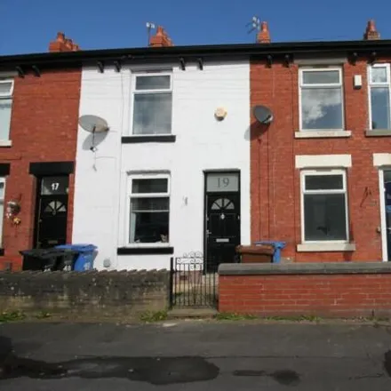 Rent this 3 bed townhouse on Lingard Street in Stockport, SK5 6AB