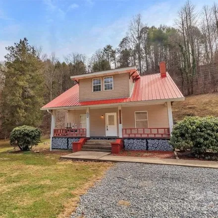 Image 6 - 2419 Asheville Highway, Canton, NC 28716, USA - House for sale