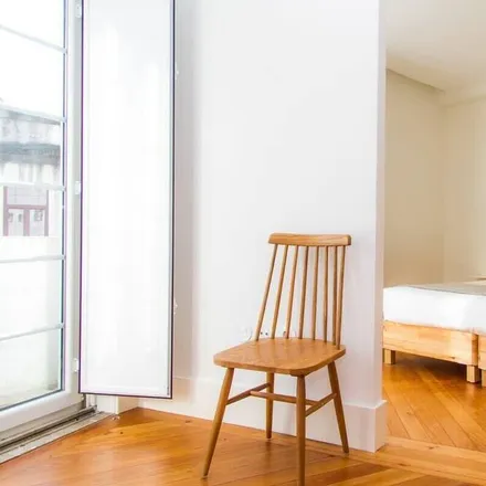 Rent this 4 bed apartment on Porto