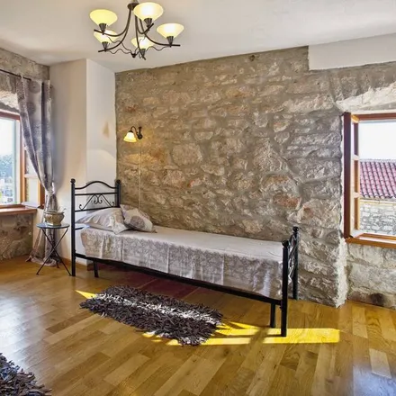 Image 5 - Općina Milna, Split-Dalmatia County, Croatia - House for rent