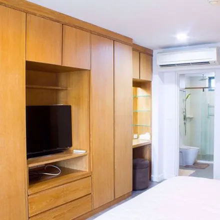 Image 6 - The Room Sukhumvit 40, 9, Soi Saman Chan, Khlong Toei District, Bangkok 10110, Thailand - Apartment for rent