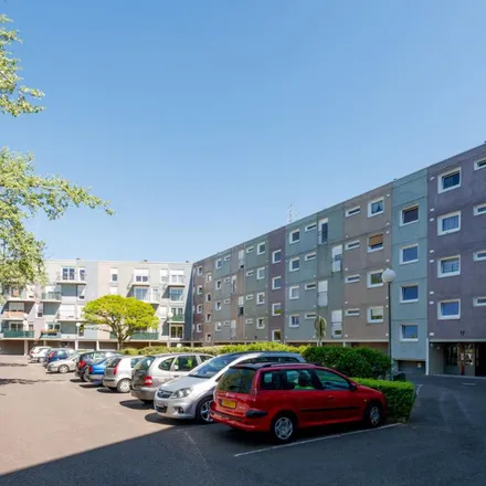 Rent this 3 bed apartment on 21 Rue du Pré Bourgeot in 21800 Quetigny, France