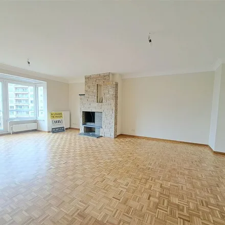 Rent this 3 bed apartment on Avenue du Domaine - Domeinlaan 7 in 1190 Forest - Vorst, Belgium