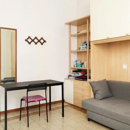 Rent this 5 bed room on Alimentari in Via Nomentana, 109