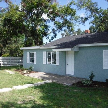 Rent this 3 bed house on E Wade St in Trenton, FL