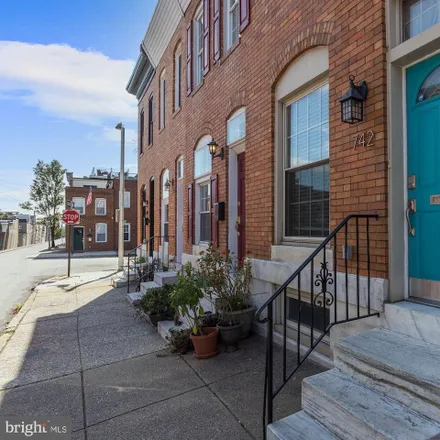 Image 3 - 742 South Decker Avenue, Baltimore, MD 21224, USA - Townhouse for sale