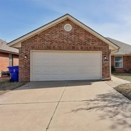Image 3 - 2813 Victoria Dr, Norman, Oklahoma, 73072 - House for sale