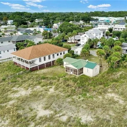 Image 9 - 28 Lovell Avenue, Tybee Island, Chatham County, GA 31328, USA - House for sale