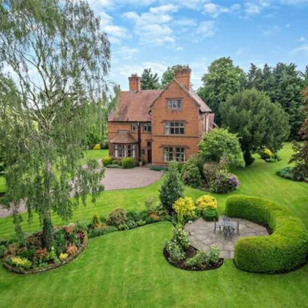 Buy this 6 bed house on Whitchurch Road in Cheshire, Ch3