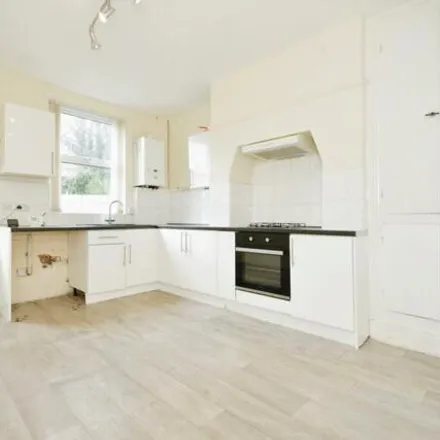 Image 4 - Nisa Local, 157 Mansfield Road, Sheffield, S12 2AJ, United Kingdom - Townhouse for sale