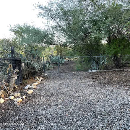 Image 2 - 10511 West Anthony Drive, Pima County, AZ 85743, USA - House for sale