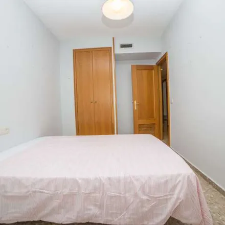 Rent this 4 bed apartment on Carrer de la Vila de l'Alcora in 7, 46020 Valencia