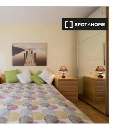 Rent this 5 bed room on Calle de Núñez de Guzmán in 28803 Alcalá de Henares, Spain