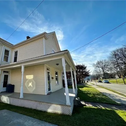 Image 2 - Eva K. Bowlby Public Library, 311 North West Street, Waynesburg, PA 15370, USA - House for sale