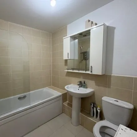 Image 7 - Sorrel Way, Carterton, OX18 1AX, United Kingdom - Apartment for rent