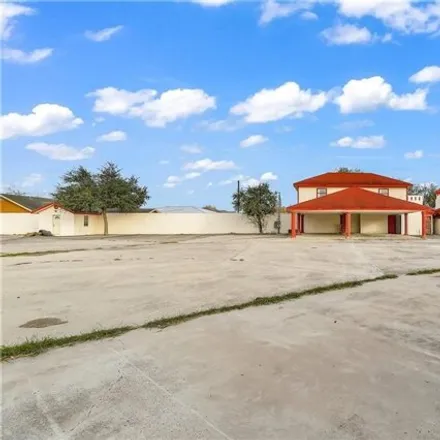 Image 3 - 3727 Evitas Road, Escobares, Starr County, TX 78584, USA - House for sale