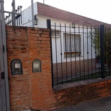 Buy this 3 bed house on Arzobispo Castellanos 814 in Departamento Santa María, Alta Gracia