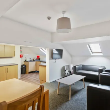 Rent this 1 bed apartment on Gamble Street in Nottingham, NG7 4GU