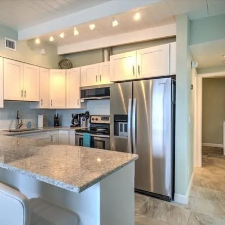 Rent this 1 bed townhouse on Key Colony Beach in FL, 33051