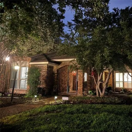 Buy this 3 bed house on 14336 Regency Place in Dallas, TX 75254
