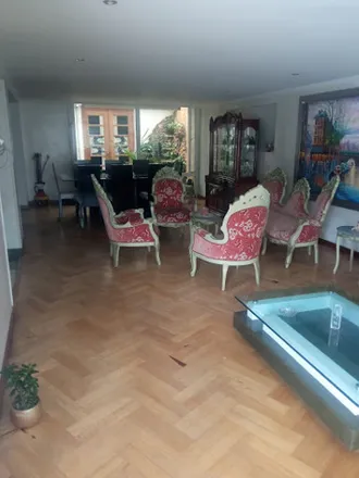 Rent this 15 bed house on Carrera 73 Bis in Engativá, 111071 Bogota