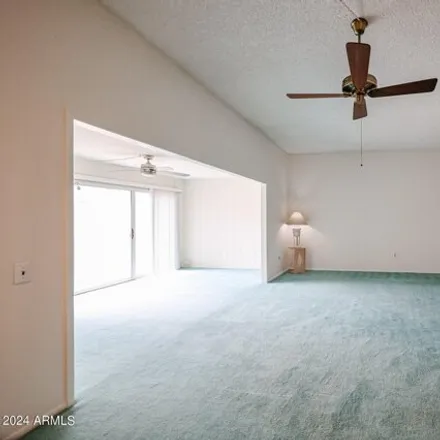 Image 3 - 14024 North Palm Ridge Drive West, Sun City CDP, AZ 85351, USA - Townhouse for sale