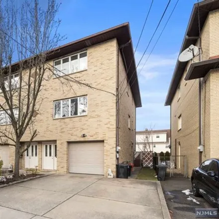 Buy this 3 bed townhouse on 229 Franklin Avenue in Grantwood, Cliffside Park