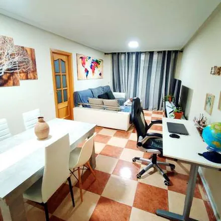 Rent this 2 bed apartment on Madrid in Calle de Ramón Pérez de Ayala, 122