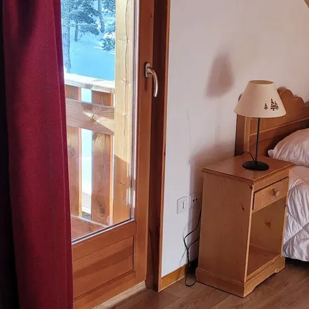 Rent this 3 bed house on Le Dévoluy in Hautes-Alpes, France