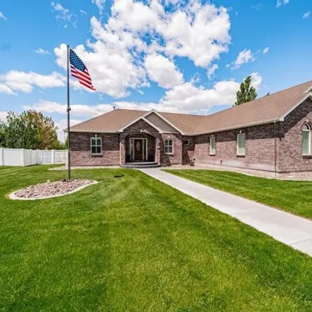 Buy this 6 bed house on 2935 Woodbridge Court in Idaho Falls, ID 83401