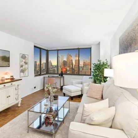 Image 1 - Worldwide Plaza, West 50th Street, New York, NY 10019, USA - Condo for sale
